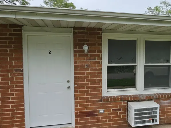 305 E John St APT 2, Knox, IN 46534