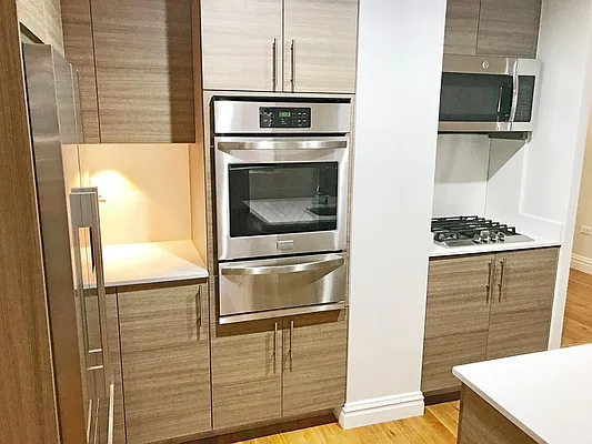 Rented by Stonehenge NYC LLC | media 15