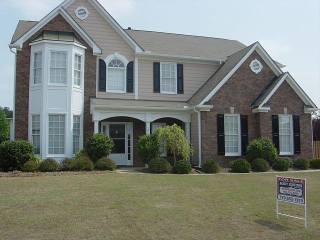 Totall upgraded 1/2 acre fenced lot