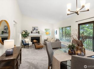 4401 216th St SW APT C, Mountlake Terrace, WA 98043