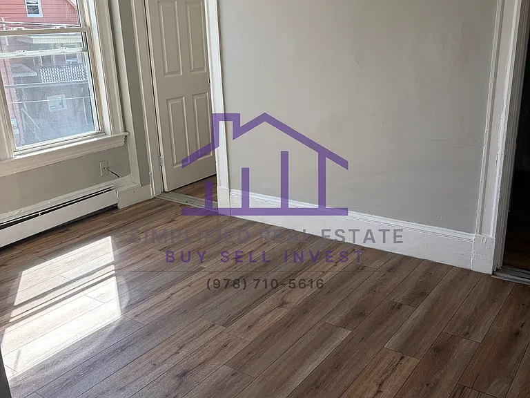 175 Pine St #4 — Photo 3