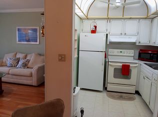 2920 Cynthia Ln, Lake Worth, FL 33461
