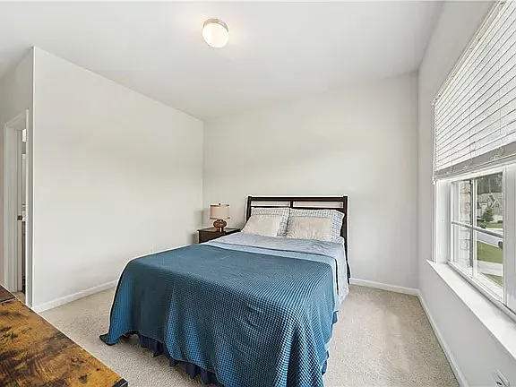 7455 Easton Valley Ln — Photo 13
