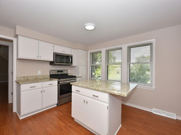 248 Green Bay Rd