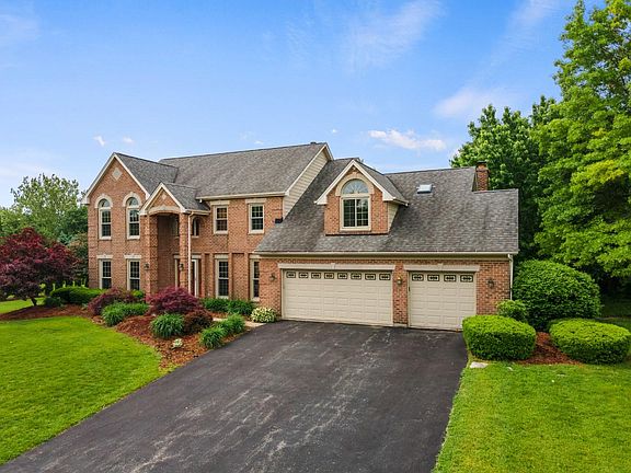 3rd image of 203 Abbeywood Dr