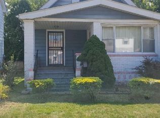 13820 North Dr, Garfield Heights, OH 44105