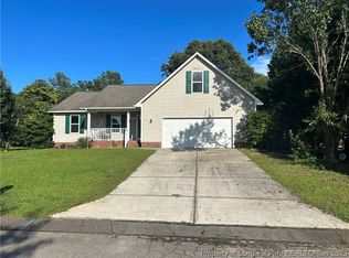 185 Deep Creek Ln, Raeford, NC 28376