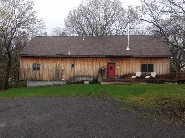 43 High Hill Rd, Catskill, NY 12414