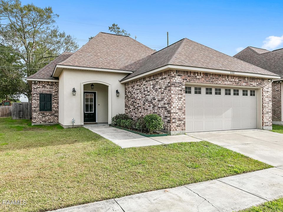 1st image of 233 Rosemary Pl