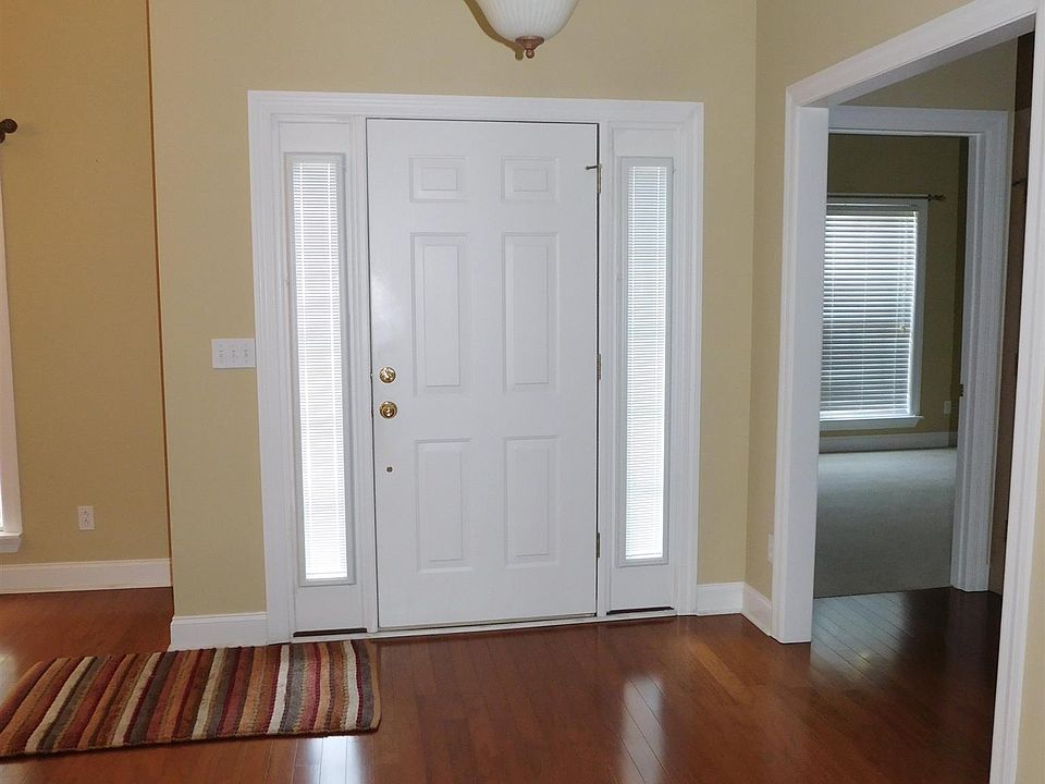 1st image of 203 Magnolia Glen Ct