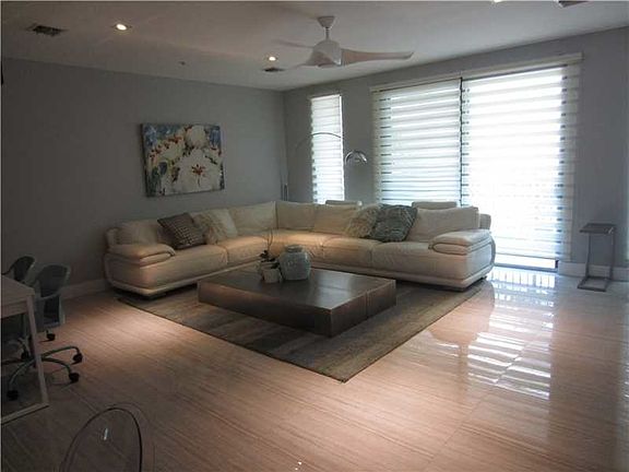 4th image of 1158 98th St