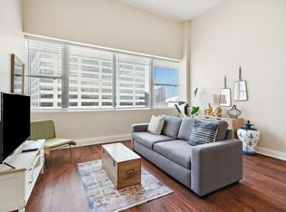 925 Common St #ID1266897P, New Orleans, LA 70112