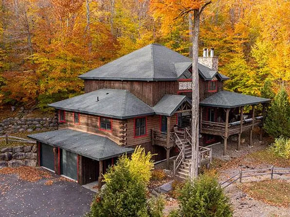 28 Overlook Way, Lake Placid, NY 12946