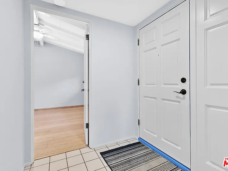 6742 Sunny Brae Ave — Photo 34