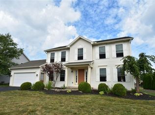 70 Radford Way, Greece, NY 14612