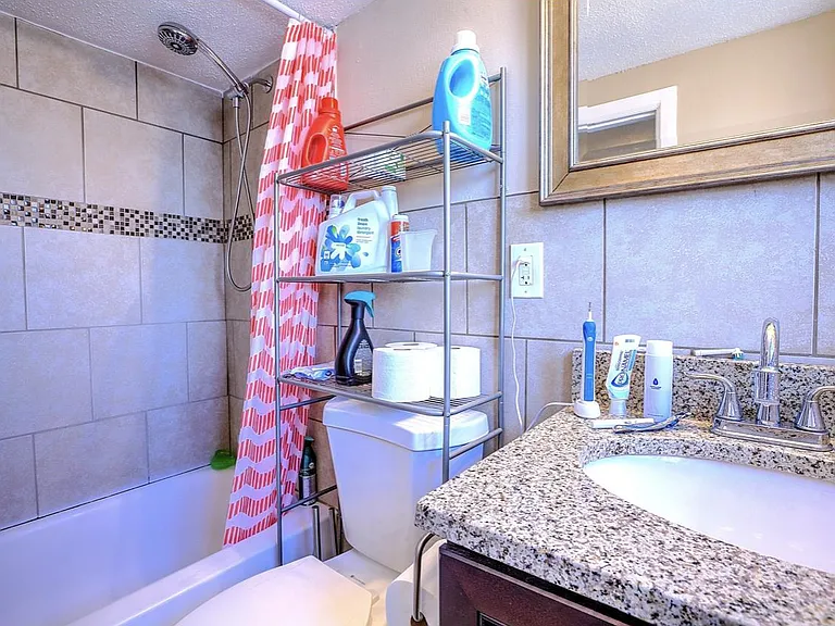 4049 W Pine Blvd #311 — Photo 8