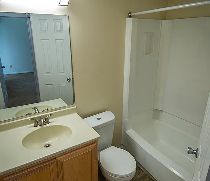 Ashley Apartments — Photo 47