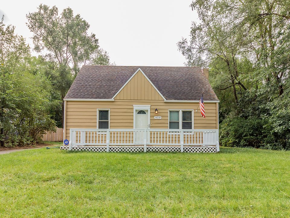 1st image of 34549 Pardo St