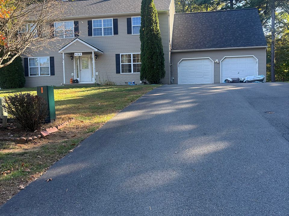 1st image of 34B Cambridge Dr #34B