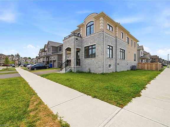 4th image of 2 George Ellis Dr
