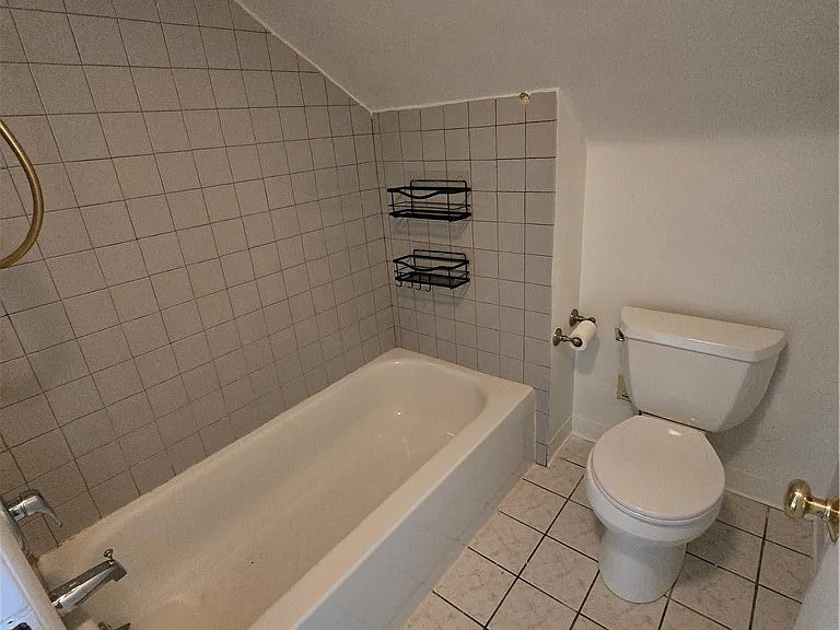 325 Outlook St — Photo 29