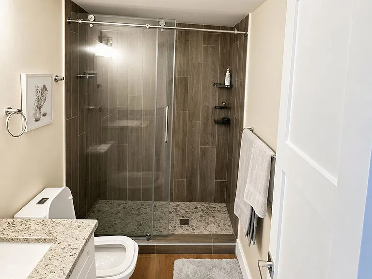 2731 NE 14th St #421 — Photo 9