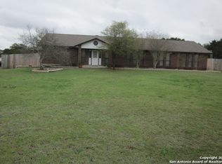 5850 Circle Oak Dr, Bulverde, TX 78163