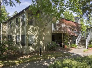 5052 Foothills Dr UNIT C, Lake Oswego, OR 97034