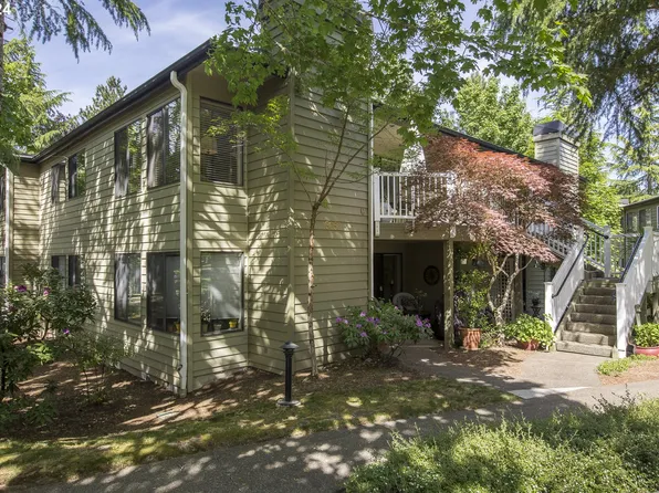 5052 Foothills Dr Unit C, Lake Oswego, OR 97034