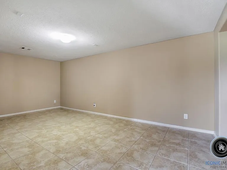 29434 Legends Bluff Dr — Photo 24