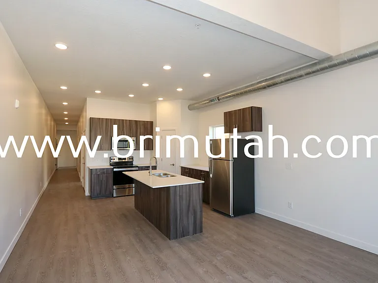 945 S Washington St #203 — Photo 5