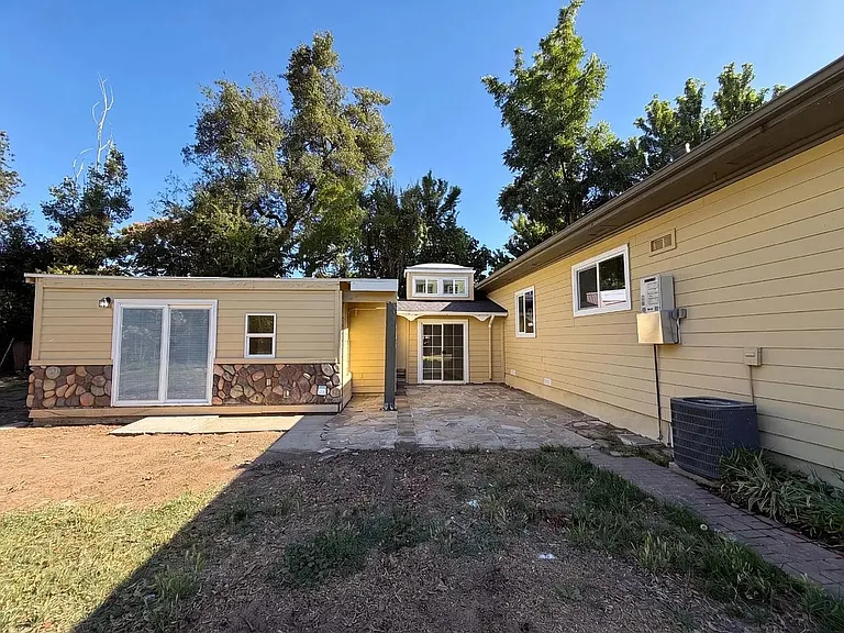 8213 Fair Way — Photo 8