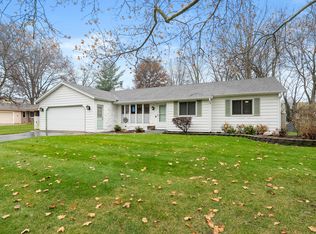 1565 Brookmoor Ln, Portage, MI 49024