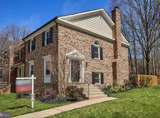 9077 Gavelwood Ct, Springfield, VA 22153