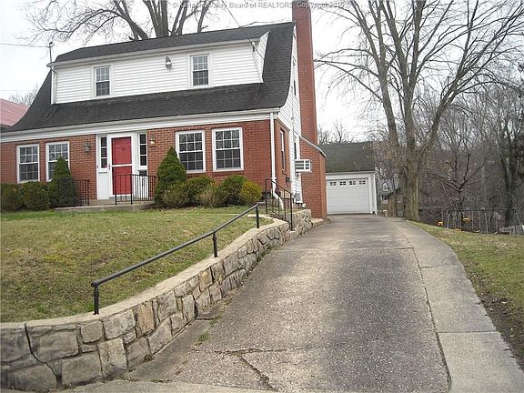 2nd image of 208 Highland Ave