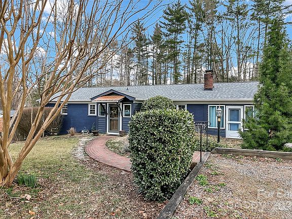 2nd image of 159 Arthur Ln