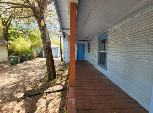 511 W Sycamore St #B, Denton, TX 76201