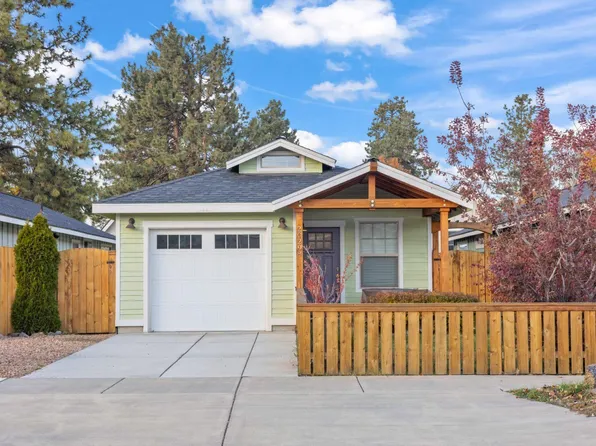 20298 Poe Sholes Dr, Bend, OR 97703