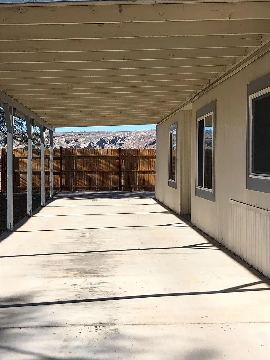 Building Photo - 1725 Bluebonnet Blvd