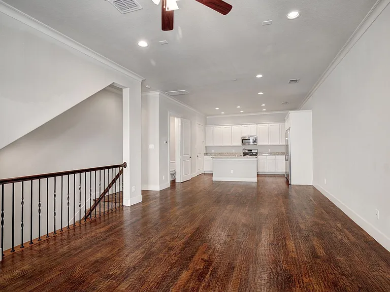 4111 Rawlins St — Photo 32