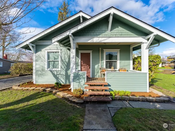 112 W 1st St, Everson, WA 98247