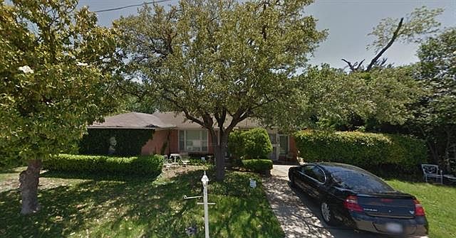 1st image of 704 Seneca Blvd