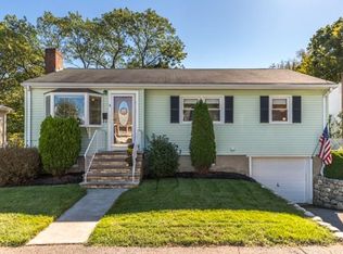 8 Orchard Ter, Peabody, MA 01960