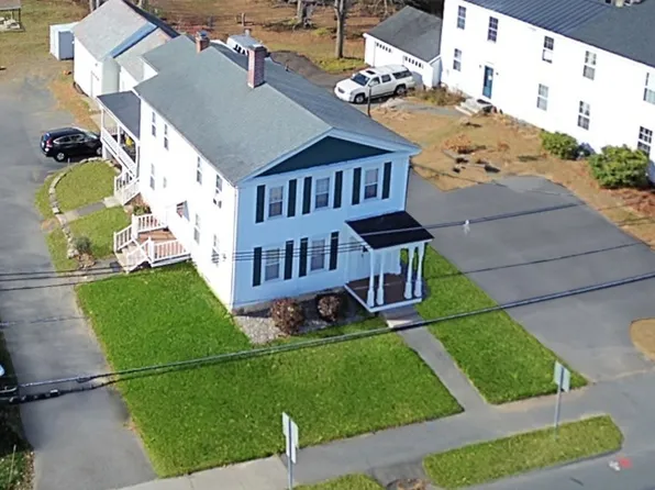 15 Main St, Belchertown, MA 01007