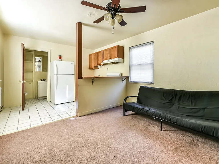 514 Atlantic Ave — Photo 3