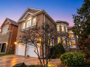 343 Bristol Rd E, Mississauga, ON L4Z 3V6