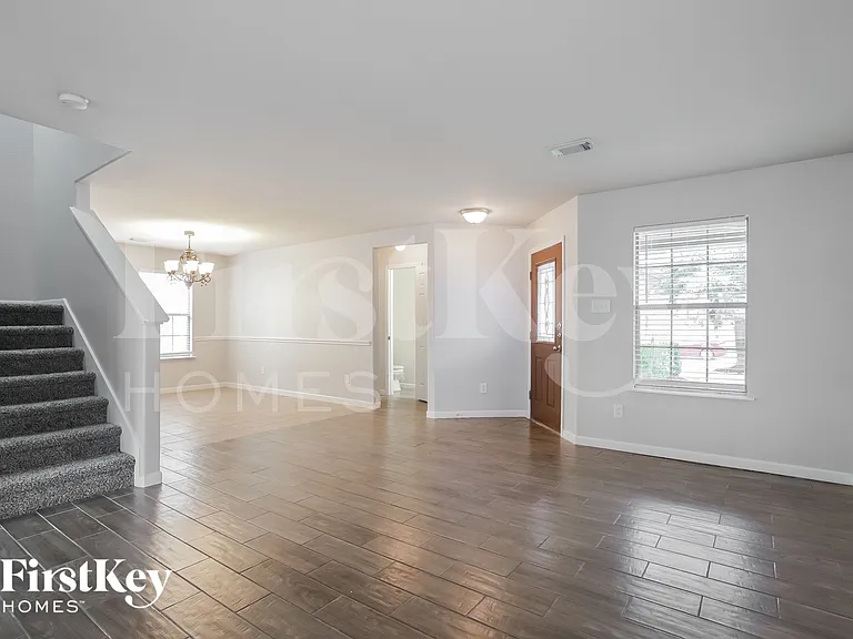 11210 Flying Geese Ln — Photo 5