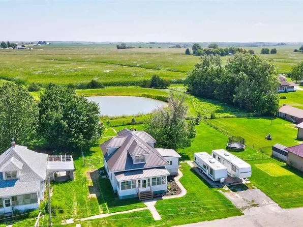 211 Lafayette St, Harper, IA 52231