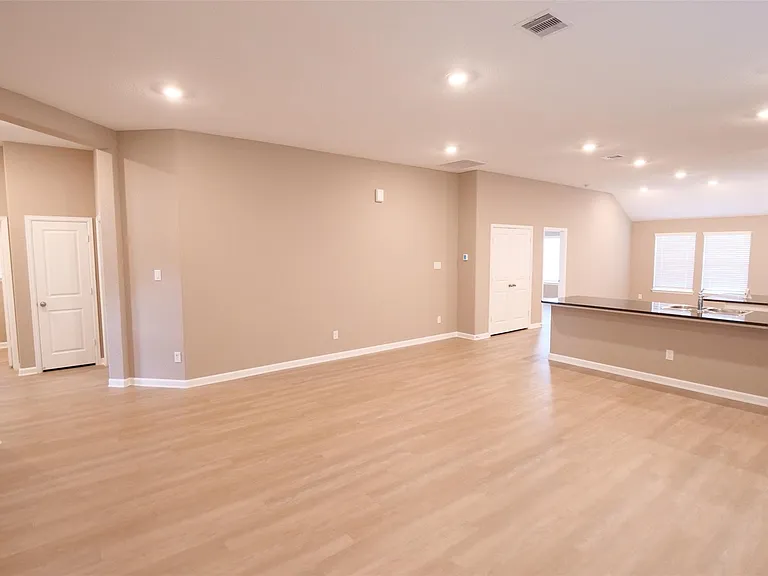 7211 Songlark Lndg — Photo 4