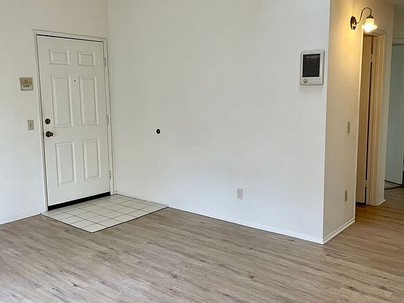 4th image of 5826 Lauretta St APT 4